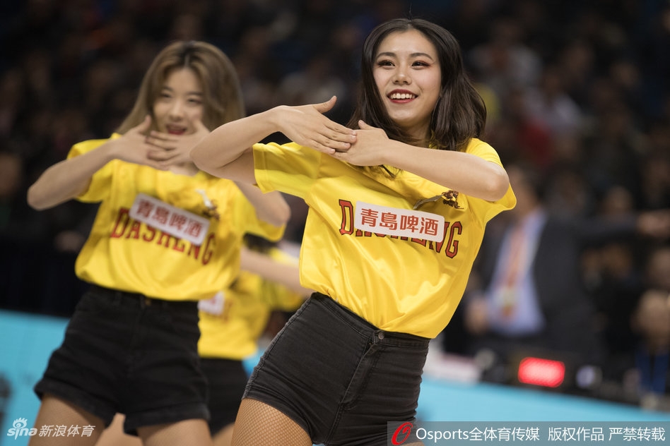 2017-2018赛季CBA联赛第28轮：南京同曦vs广东宏远 篮球宝贝热舞助威