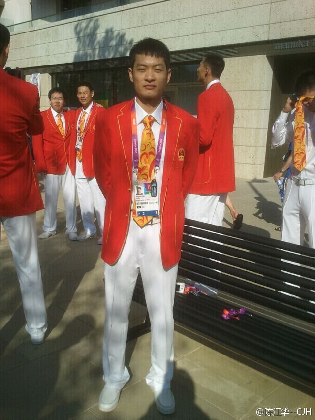 3月12日是前中国男篮队员陈江华29岁的生日，让我们祝这位“亚洲西布”生日快乐！