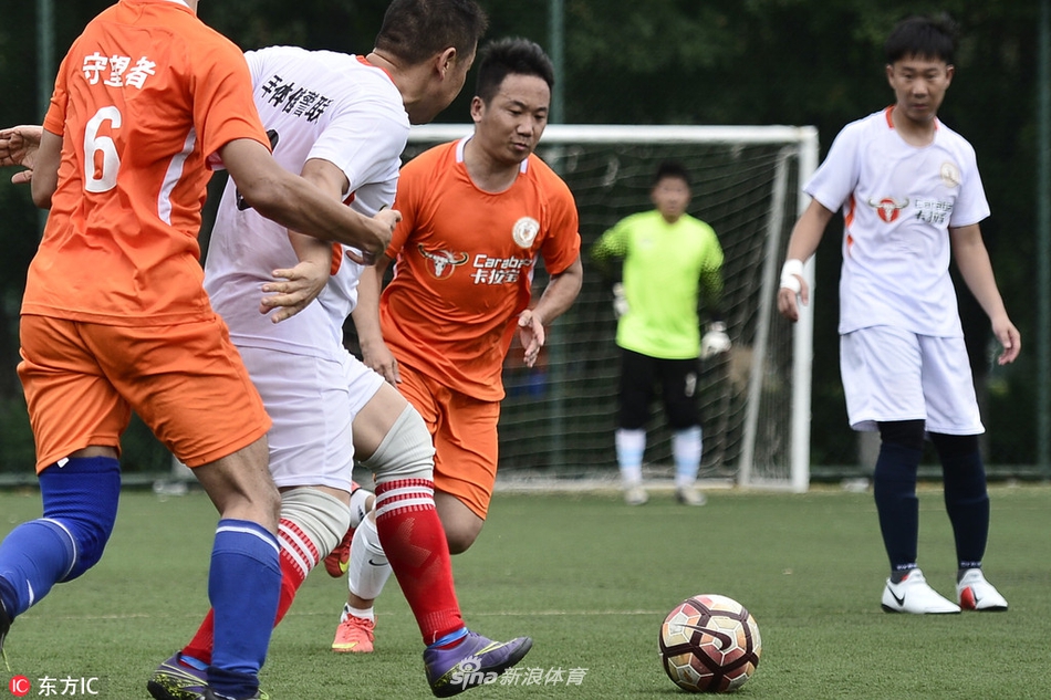 2018年8月5日，北京，2018北京人和球迷杯足球赛。