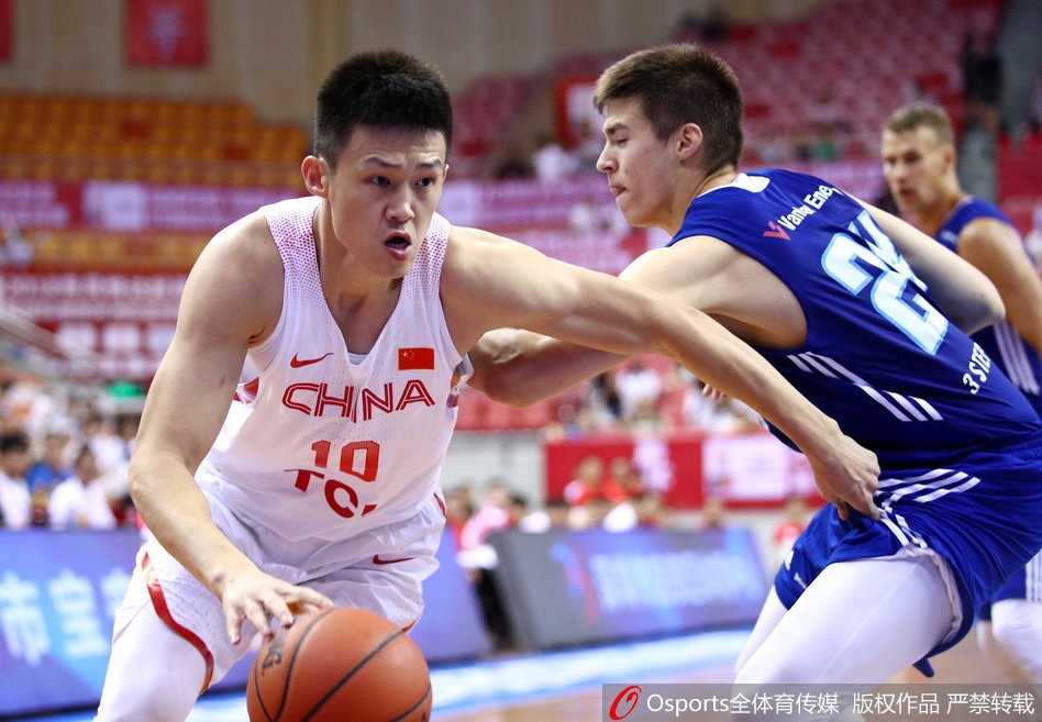 2018年8月15日，2018年斯坦科维奇杯洲际篮球赛：中国男篮蓝队vs芬兰。