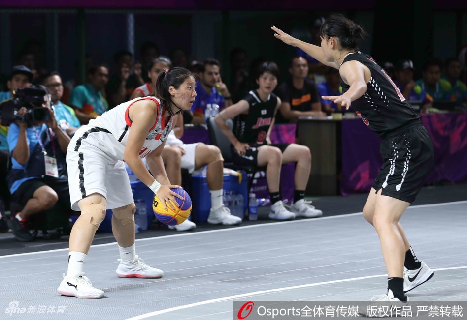 8月26日，2018年雅加达亚运会女子3x3篮球决赛：中国21：10胜日本。