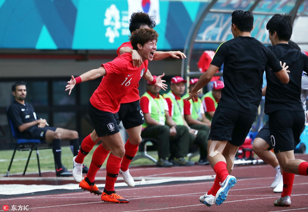 8月27日，雅加达亚运会男子足球1/4决赛，韩国男足通过加时赛4-3险胜乌兹别克斯坦。