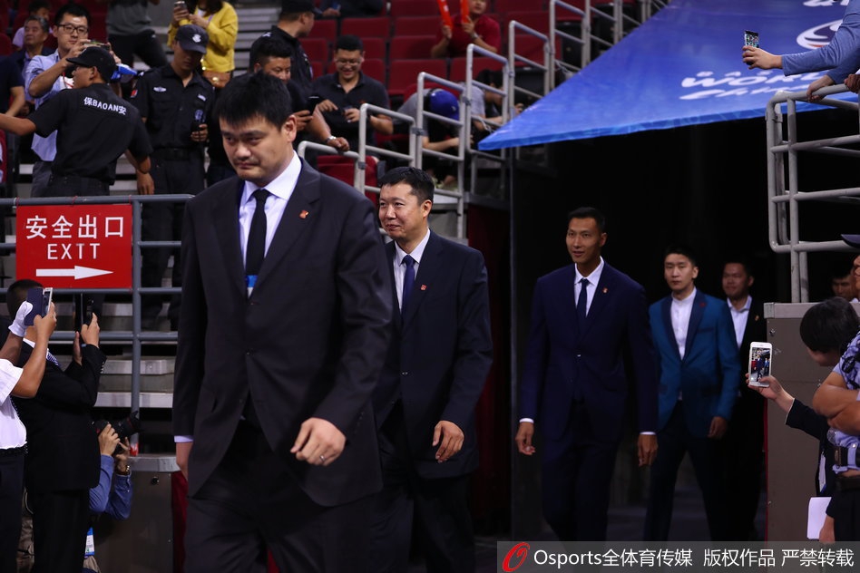 2018年9月17日，2019年篮球世界杯亚洲区预选赛：中国男篮蓝队vs约旦 姚明领衔08年男女篮国家队成员共忆“燃动十年”。