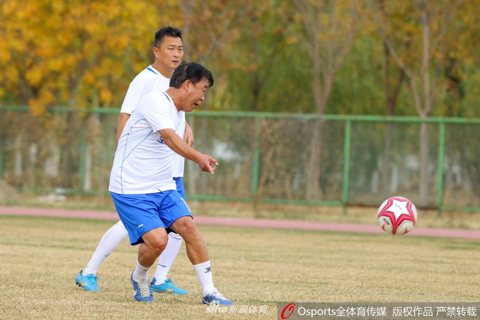 2018年10月29日，天津足球明星马磊磊现身业余比赛，参加比赛保持状态意在回归。