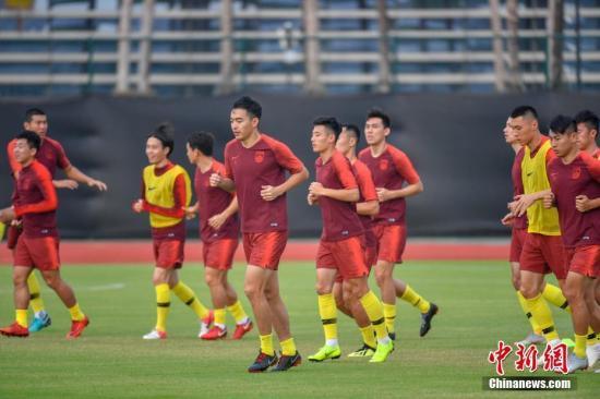 国足亚洲杯赛程敲定 1月5日揭幕战末轮迎最强敌_中国队