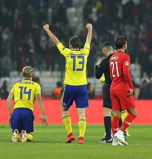 欧国联-土耳其0-1降级 塞尔维亚科索沃不败领跑_领先