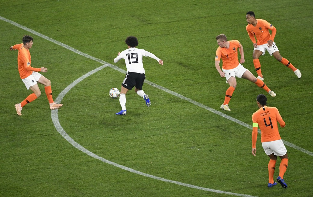 欧国联-维尔纳破门范迪克绝平 荷兰2-2德国晋级_普罗梅斯