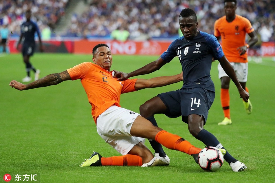 当地时间2018年9月9日，法国巴黎，18/19赛季欧洲国家联赛A级A组，法国2-1荷兰。新科世界冠军的实力毕竟还是在荷兰之上，但这场失利相比此前世预赛的0-4，已然体现出了橙衣军团的进步。