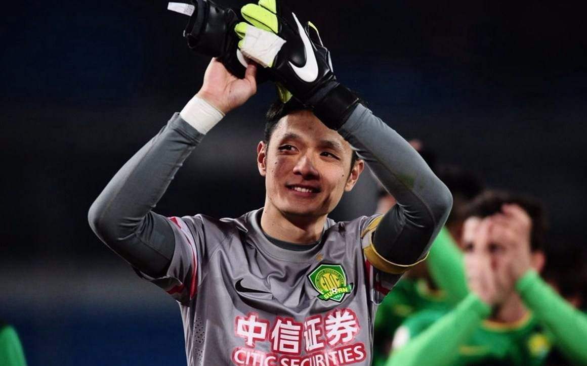 杨智22岁时已坐稳国安主力 坦言想为北京多踢几年_赛季