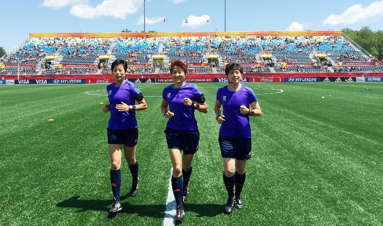 中国裁判将再执法女足世界杯 提升中国足球形象_国际足联