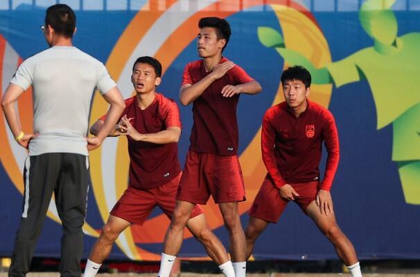 里皮：武磊可以出战 年轻球员缺乏国际比赛经验_防守