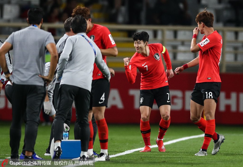 亚洲杯-孙兴慜造两球 国足0-2韩国获第二将战泰国_韩国队