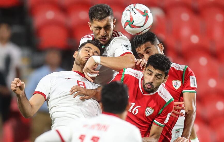 半场-贾汉巴赫什建功德贾加点射 伊朗暂2-0阿曼_伊朗队