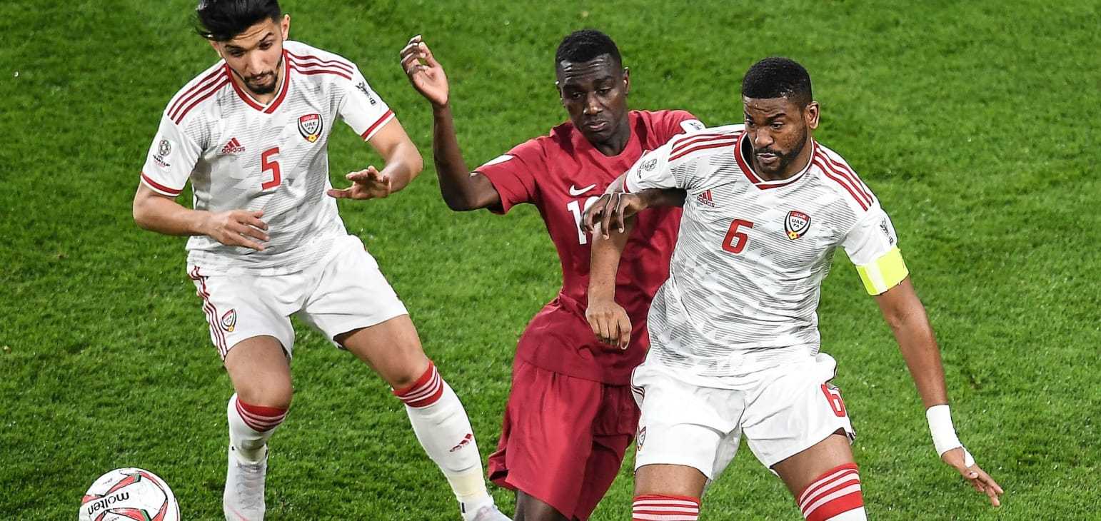 半场-阿里轰赛事个人第8球 卡塔尔暂2-0阿联酋_卡塔尔队