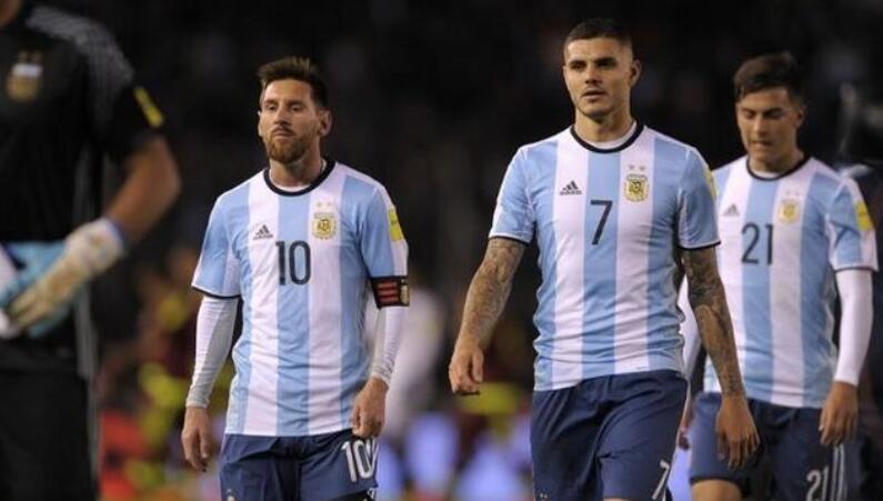 曝迪巴拉美洲杯遭阿根廷弃用 伊卡尔迪阿圭罗2选1_卡洛尼