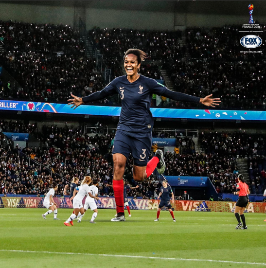 女足世界杯揭幕战就像大人踢小孩法国4-0看齐中国一纪录_比赛