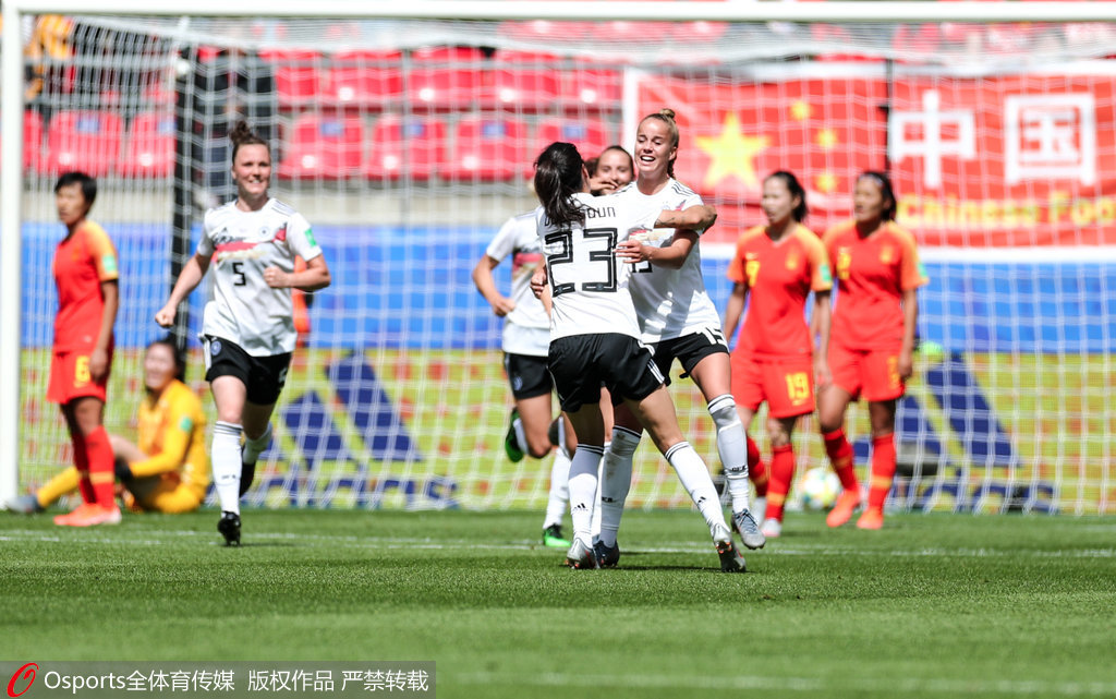 中国女足再遭克星迎头一击 德国队已14个月不败_比赛