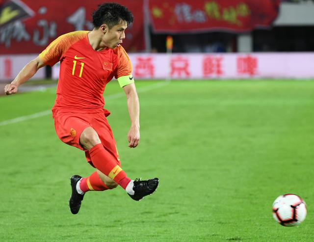 蒿俊闵继续首发连任国足队长 最快12日和鲁能会合_比赛