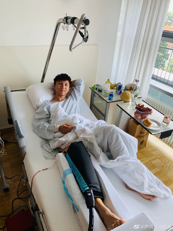 华夏中场手术成功康复三周 随后赴美恢复三个月_奥格斯堡