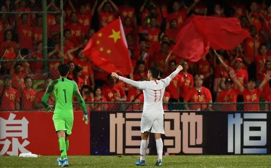 国足赢球FIFA排名将超越沙特 升至亚洲第七位_中国队
