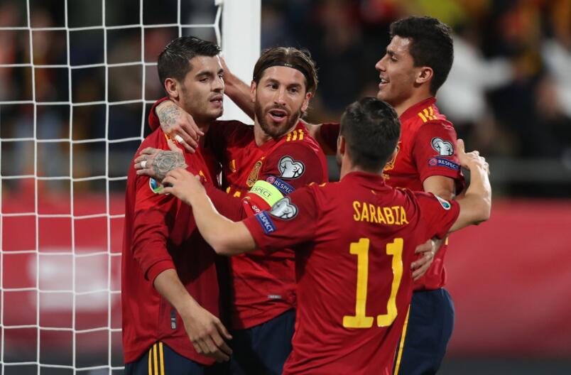 欧预赛-莫雷诺2传1射卡索拉破门 西班牙7-0大胜_赫拉德