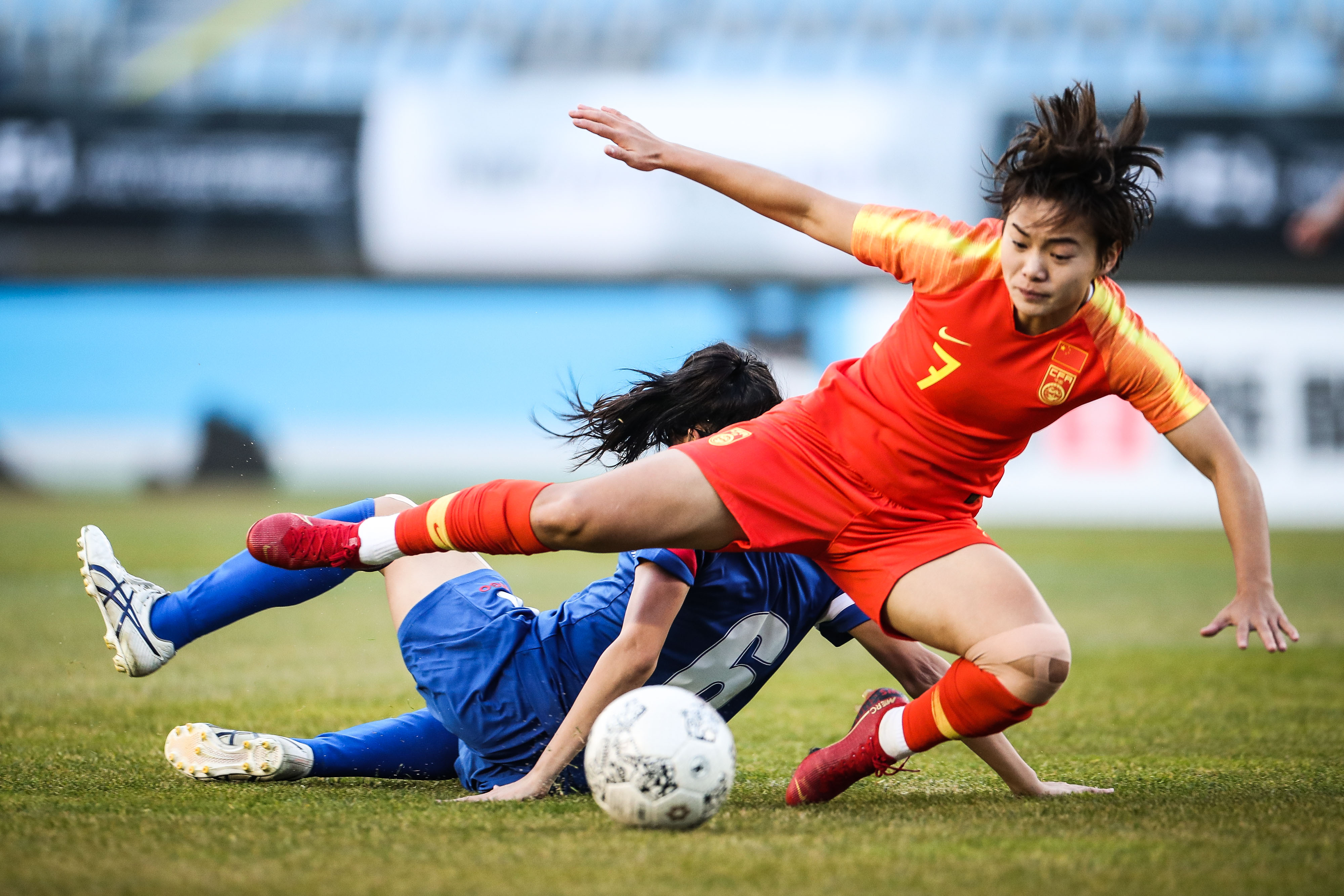 深度-进攻缺乏有效得分手段 中国女足奥预赛前景堪忧_中国队