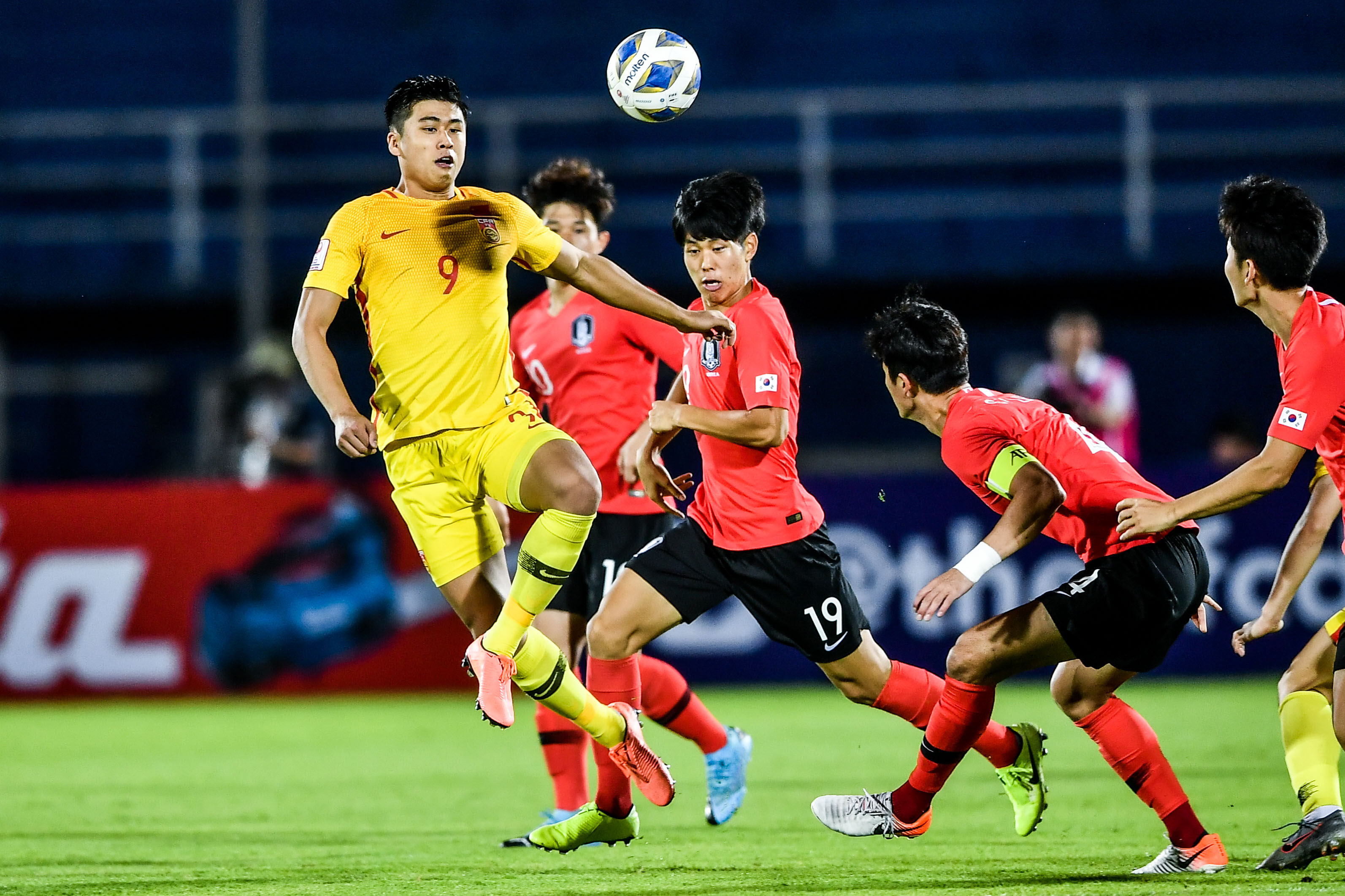 半场-门将稳健发挥张玉宁造险伤退 国奥0-0韩国_比赛
