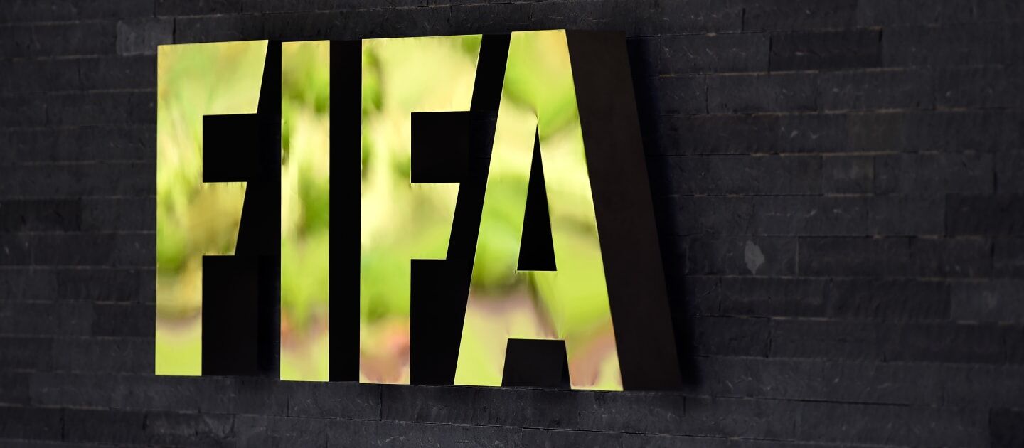 FIFA官方：7月起对22岁以上跨国球员租借数设限_国际足联