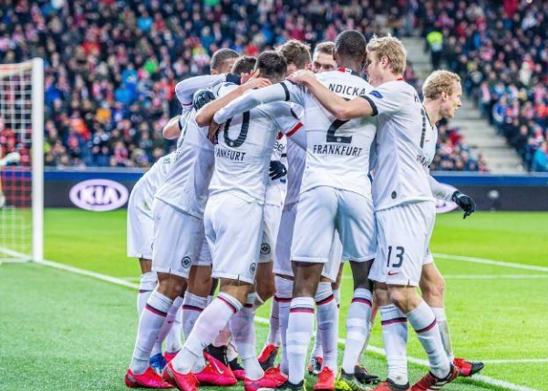 比赛日：法兰克福总分6-3进欧联16强 莱斯特城0-1_萨尔茨堡