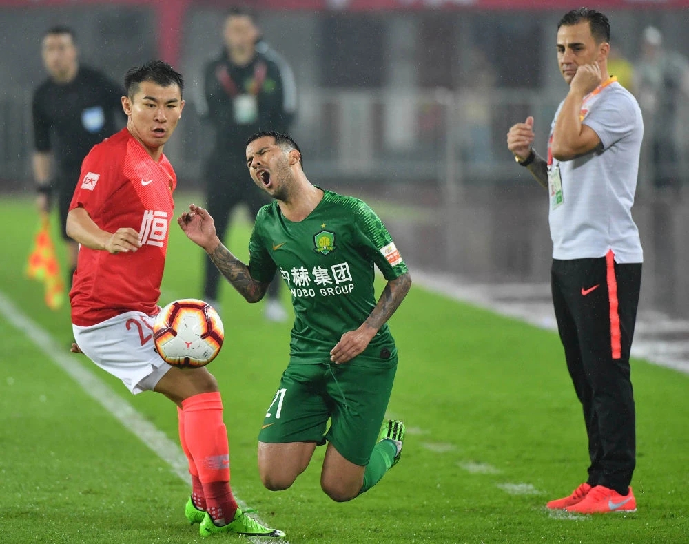 京媒评于汉超被开除:单纯的处罚无益中国足球进步_教育