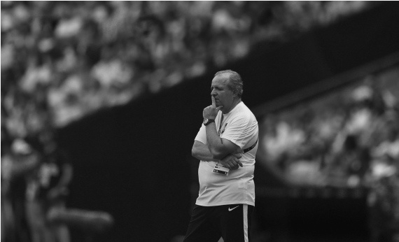 前巴西女足主帅因病去世 曾率队获里约奥运第四名_主教练
