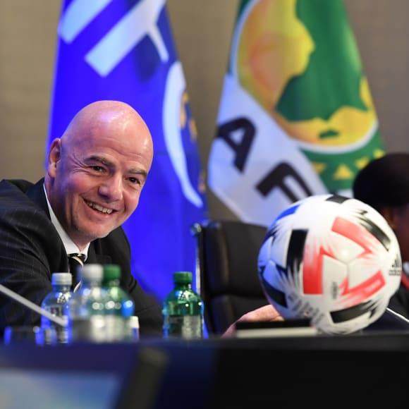 FIFA发放15亿美元救济金足协得到150万 中国世俱杯赛未定_国际足联