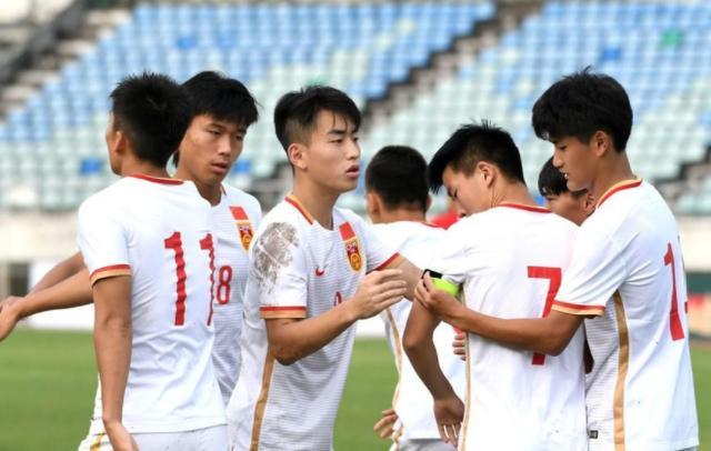 U19国青3-1华夏预备队 球队未回应政治教导员一职_训练