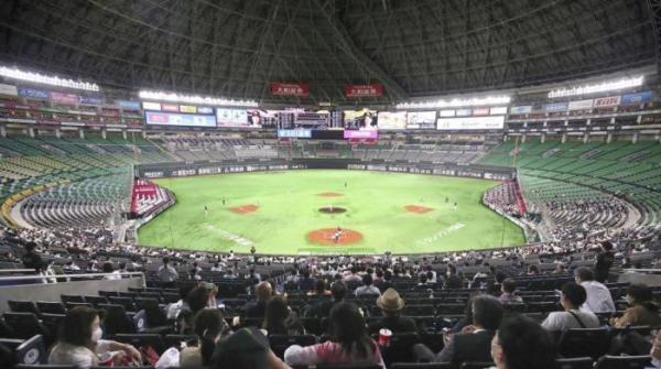 日本足球棒球联赛允许球迷进场 禁止唱歌呐喊助威行为_观众