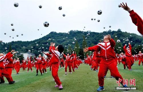 全国校足办发布幼儿足球活动负面清单 足球操在列_王登峰