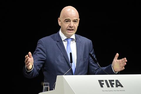 FIFA球员协会转换修正案通过放宽限制 因疫情加设新规定_国际足联
