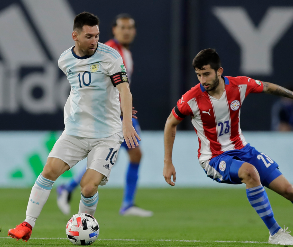 世预赛-梅西进球被吹新星处子球 阿根廷1-1巴拉圭_尼古拉斯