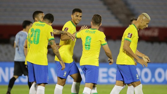 世预赛-理查利森破门卡瓦尼染红 巴西2-0乌拉圭_德拉克鲁斯