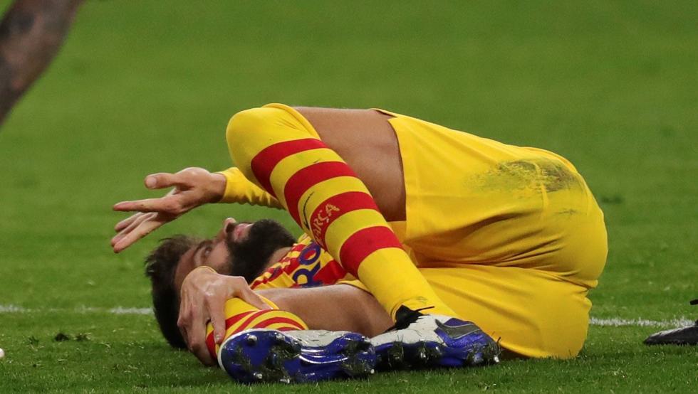 巴萨官方：皮克右膝韧带多处受伤 罗贝托休战2个月_马德里竞技