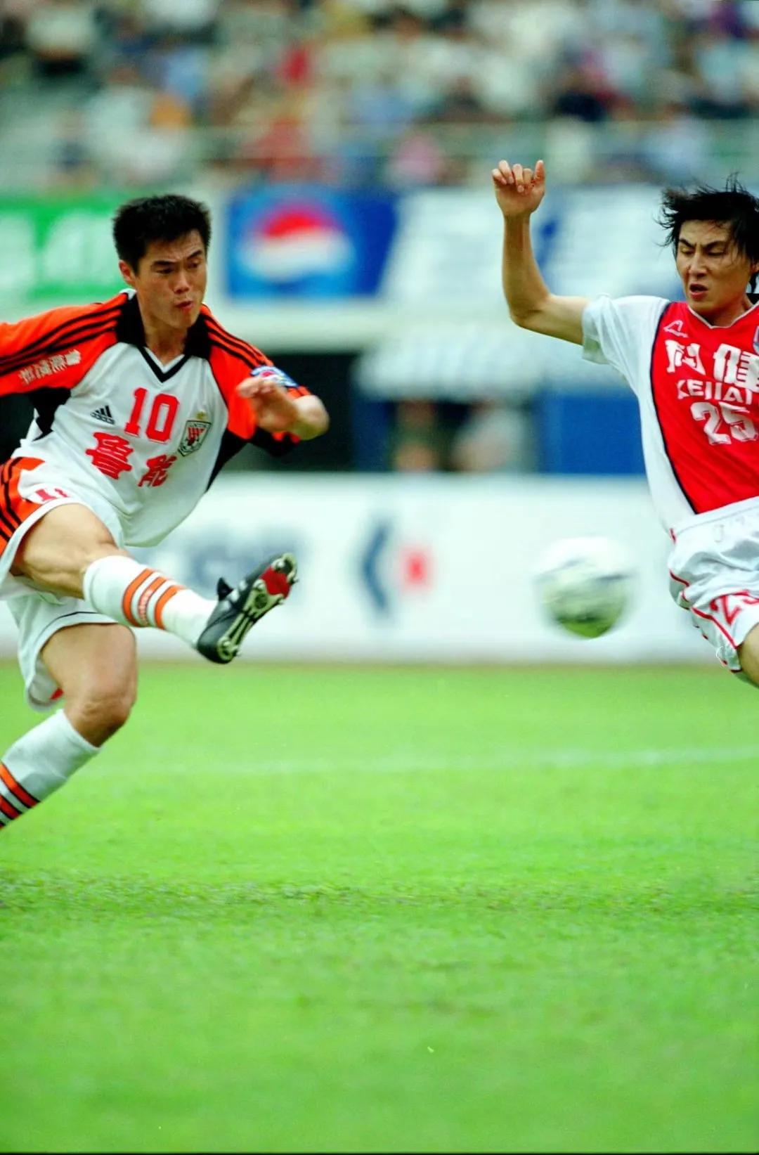 泰山曾是中国足坛第一个中性名 意义良多已是最佳选择_球迷