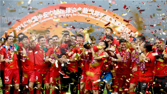 上海海港将推出新队徽 或突出2005年成立时间概念_足球俱乐部