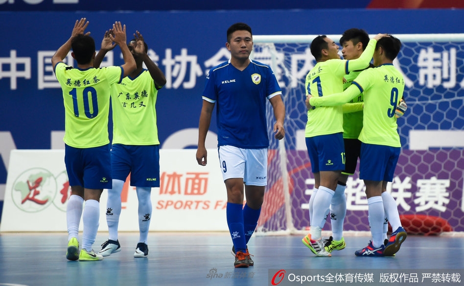 11月17日，2017-2018赛季中国足球协会室内五人制足球超级联赛进行，聚焦赛场