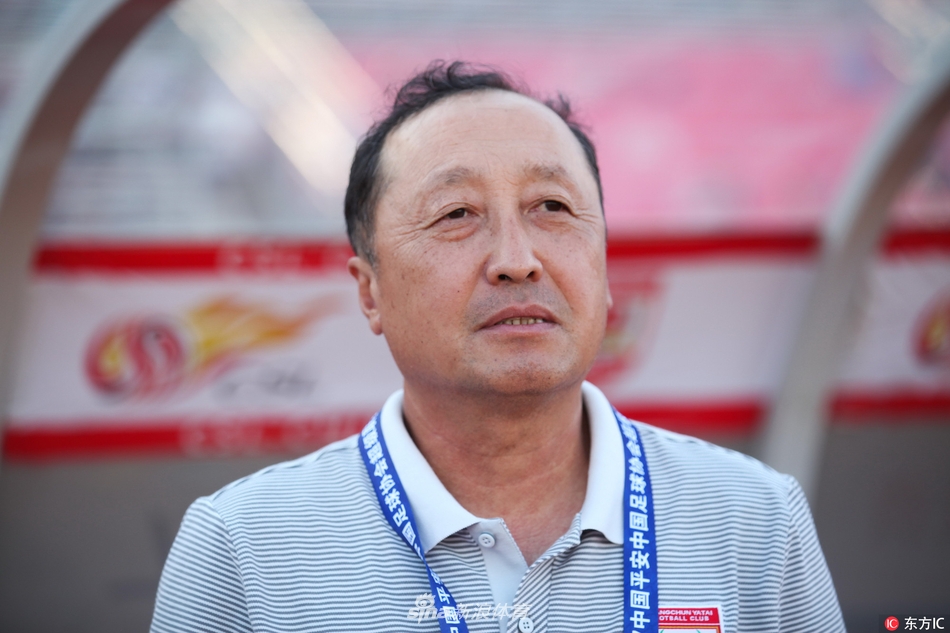 2017年8月20日，吉林长春，2017中超联赛第23轮，长春亚泰VS天津权健。主教练陈金刚。