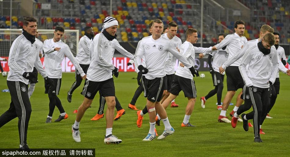 当地时间2018年3月22日，德国杜塞尔多夫，2018国际足球友谊赛前瞻：德国队备战。